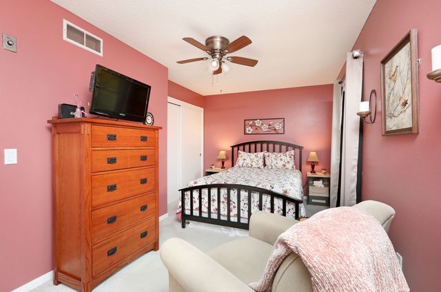 2423 Iowa Street, Perry, IA 50220