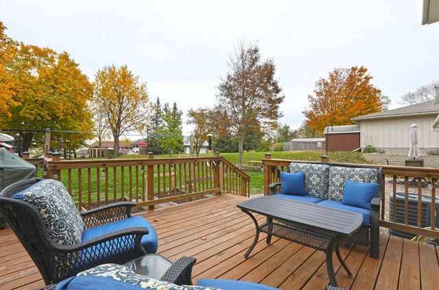 2423 Iowa Street, Perry, IA 50220