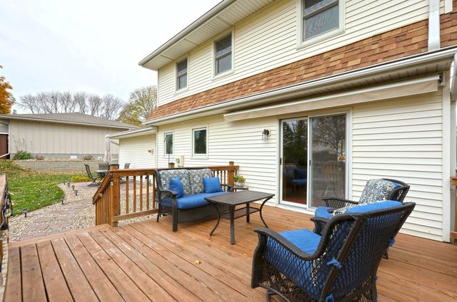 2423 Iowa Street, Perry, IA 50220