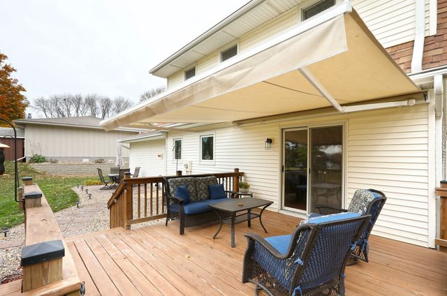 2423 Iowa Street, Perry, IA 50220