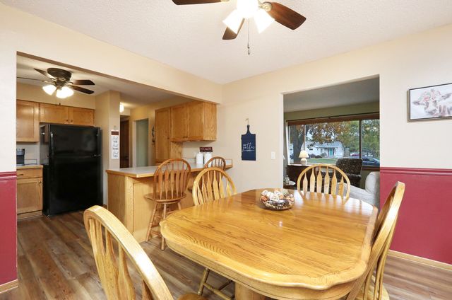 2423 Iowa Street, Perry, IA 50220