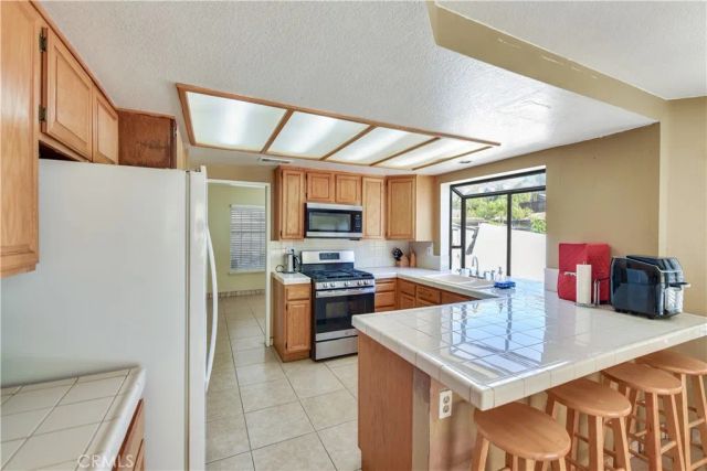 10808 Breezy Meadow, Moreno Valley, CA 92557