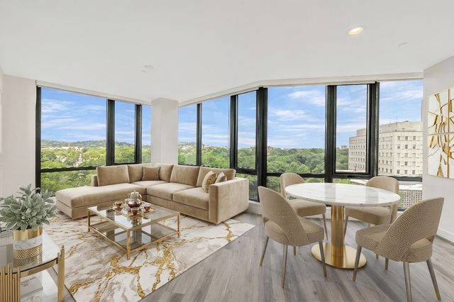 80-82 Fenwood Rd 913, Boston, MA 02115