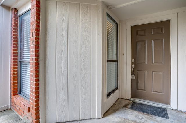 2124 Artherfield Drive, Carrollton, TX 75006