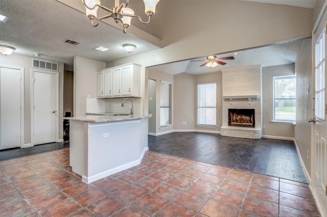 2124 Artherfield Drive, Carrollton, TX 75006