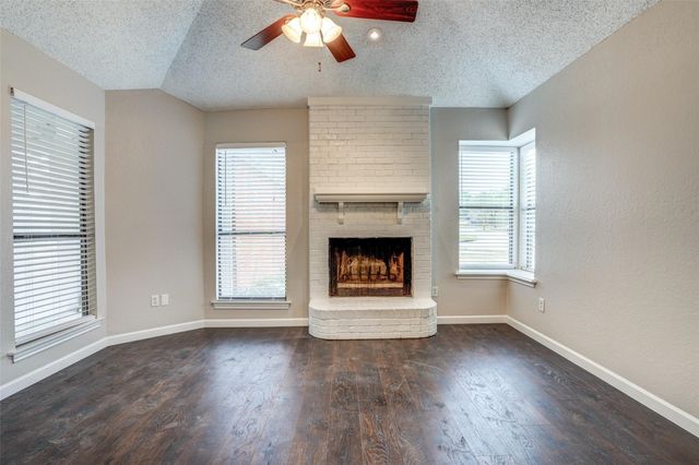 2124 Artherfield Drive, Carrollton, TX 75006