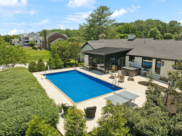 106 Steeplechase Ln, Nashville, TN 37221