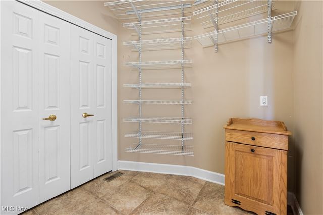 8559 Pabin Court, Macedonia, OH 44056