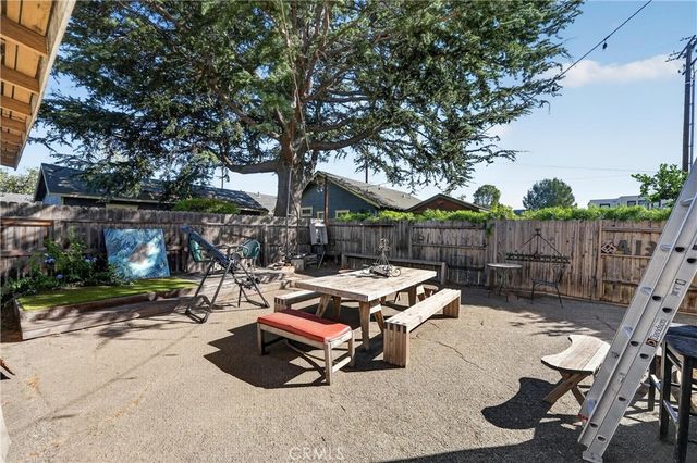 413 N Center, Orange, CA 92866