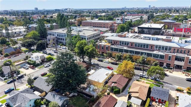 413 N Center, Orange, CA 92866