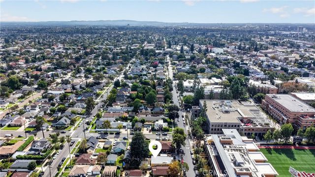 413 N Center, Orange, CA 92866