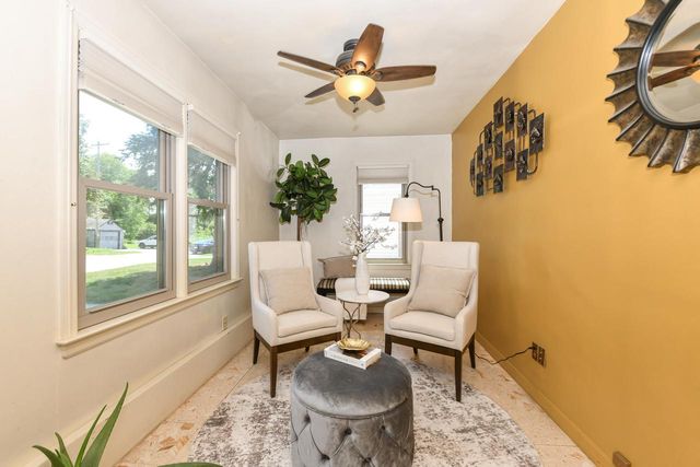 5769 N River Forest DRIVE, Glendale, WI 53209