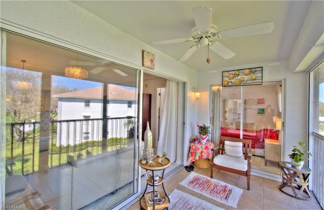 9590 Victoria LN B306, Naples, FL 34109