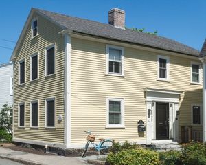 10 Washington Street, Manchester, MA 01944