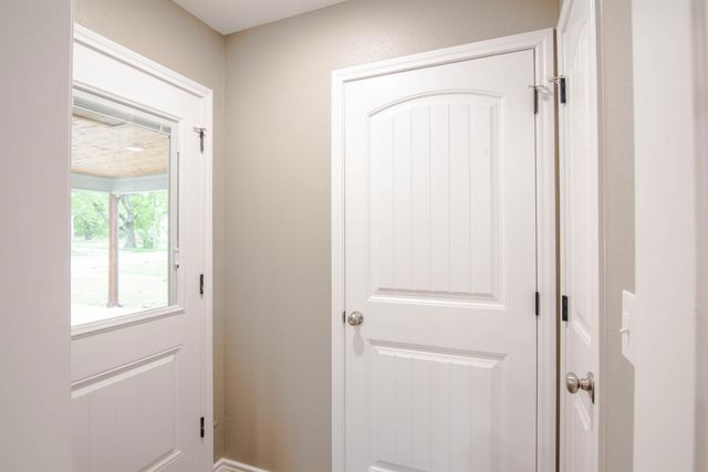 400 Allen Avenue, Bonham, TX 75418