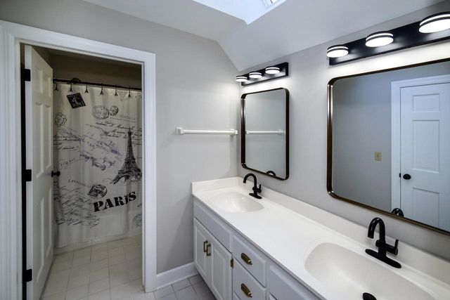 4520 Compton COURT, Brookfield, WI 53045