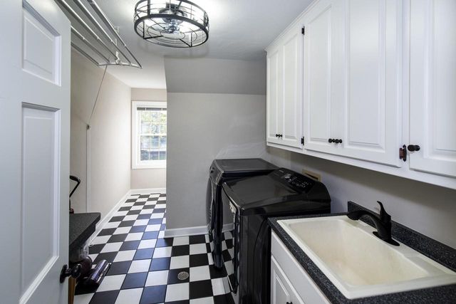 4520 Compton COURT, Brookfield, WI 53045