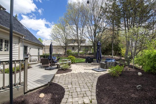 4520 Compton COURT, Brookfield, WI 53045