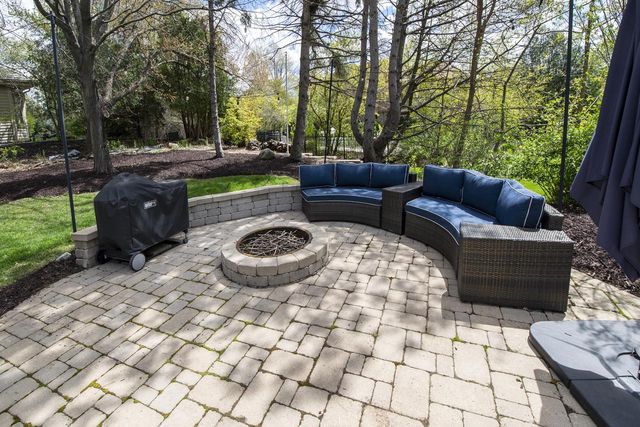4520 Compton COURT, Brookfield, WI 53045