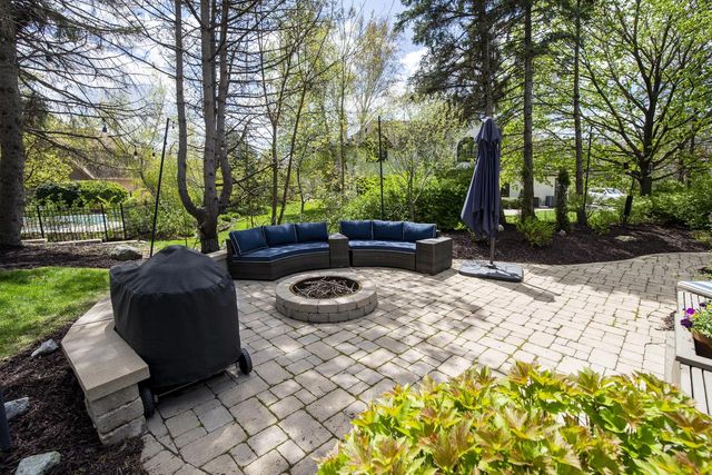4520 Compton COURT, Brookfield, WI 53045