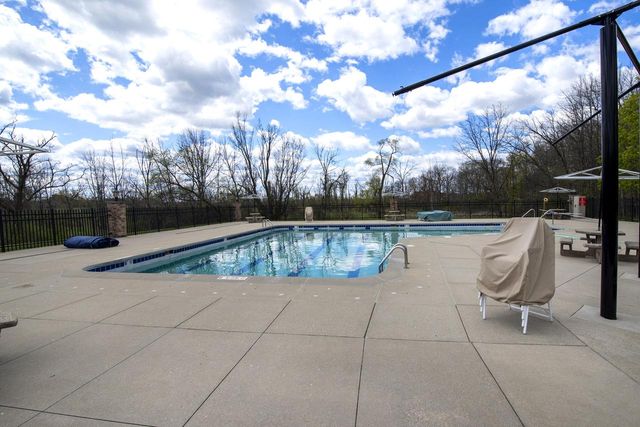 4520 Compton COURT, Brookfield, WI 53045