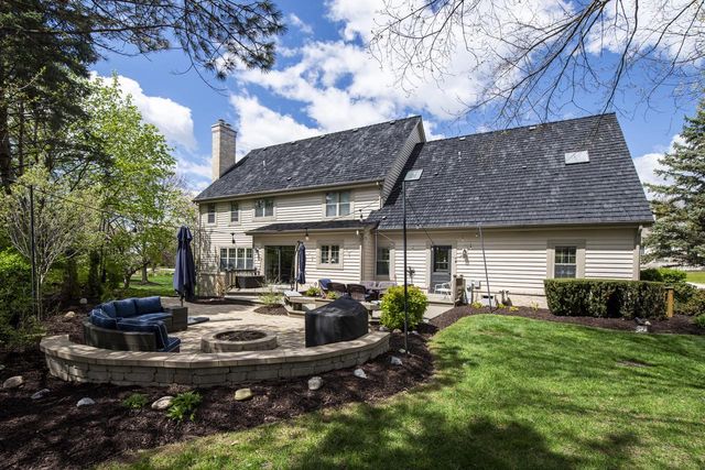 4520 Compton COURT, Brookfield, WI 53045