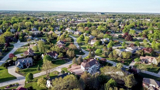 4520 Compton COURT, Brookfield, WI 53045