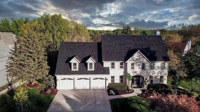 4520 Compton COURT, Brookfield, WI 53045