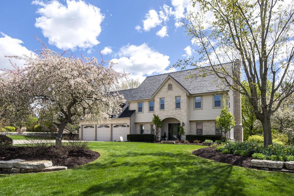 4520 Compton COURT, Brookfield, WI 53045