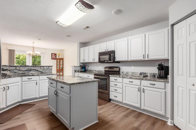 4980 Fosterson Drive, Lockbourne, OH 43137
