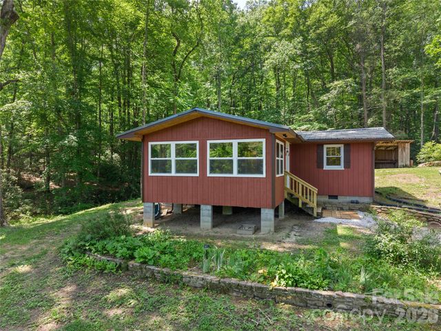 563 Burgess Road, Mill Spring, NC 28756