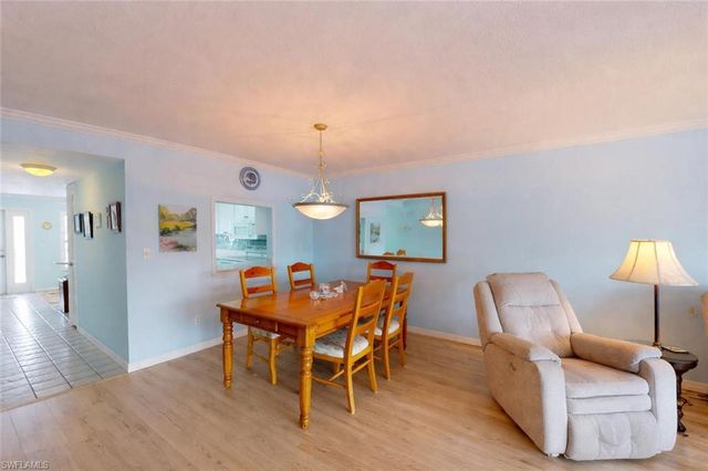 4229 SE 19th PL 2E, Cape Coral, FL 33904