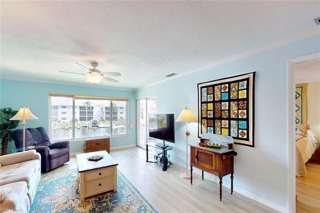 4229 SE 19th PL 2E, Cape Coral, FL 33904