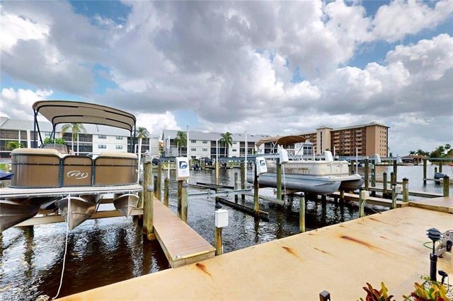 4229 SE 19th PL 2E, Cape Coral, FL 33904