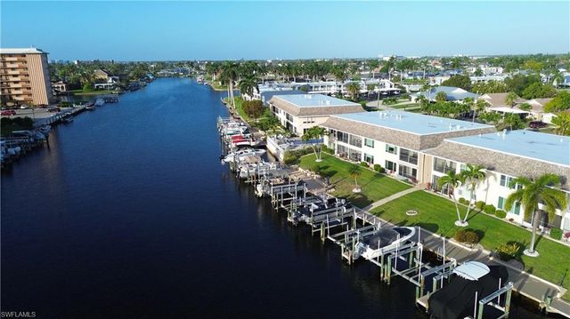 4229 SE 19th PL 2E, Cape Coral, FL 33904