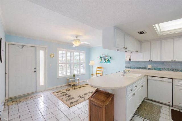 4229 SE 19th PL 2E, Cape Coral, FL 33904