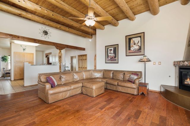 3302 Demavend Road NE, Rio Rancho, NM 87144
