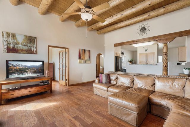 3302 Demavend Road NE, Rio Rancho, NM 87144