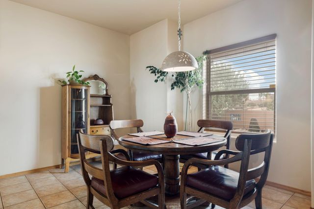 3302 Demavend Road NE, Rio Rancho, NM 87144
