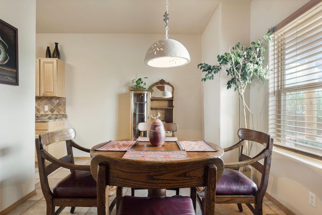3302 Demavend Road NE, Rio Rancho, NM 87144
