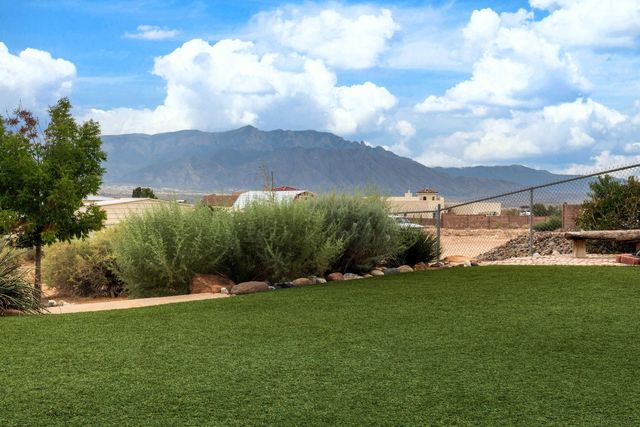 3302 Demavend Road NE, Rio Rancho, NM 87144