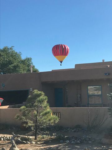 3302 Demavend Road NE, Rio Rancho, NM 87144