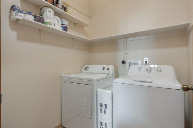3302 Demavend Road NE, Rio Rancho, NM 87144