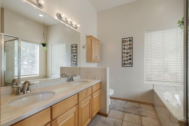 3302 Demavend Road NE, Rio Rancho, NM 87144