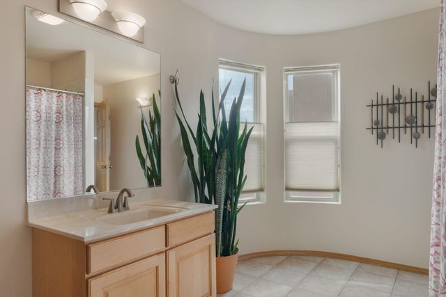 3302 Demavend Road NE, Rio Rancho, NM 87144