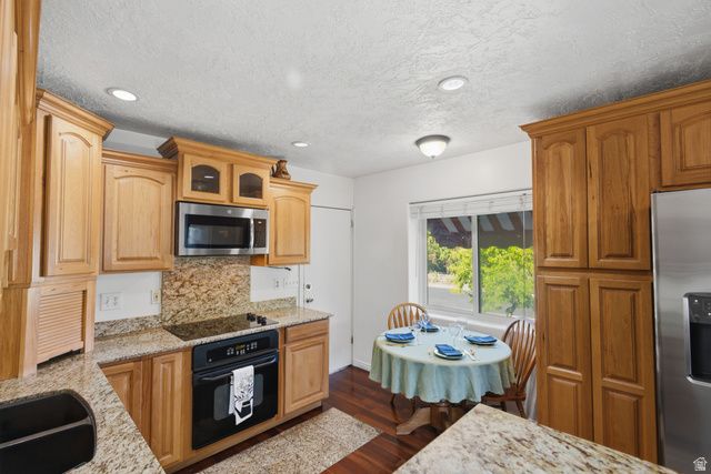 710 N CHAPEL DR, Bountiful, UT 84010