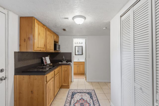 710 N CHAPEL DR, Bountiful, UT 84010