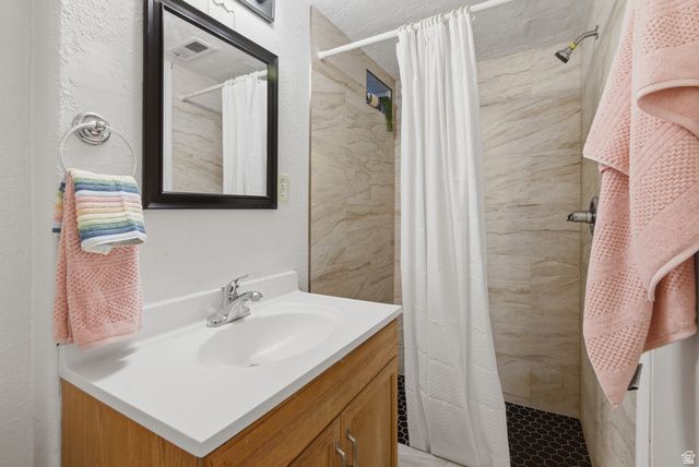 710 N CHAPEL DR, Bountiful, UT 84010