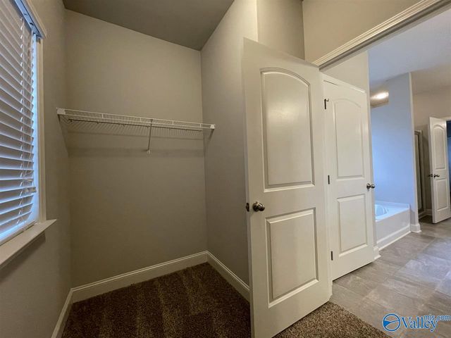 1 Knobcone Lane, Huntsville, AL 35824