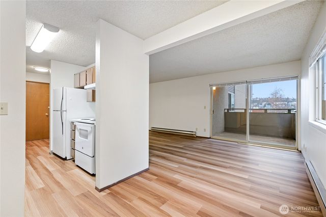 2318 Yale Avenue E, Seattle, WA 98102